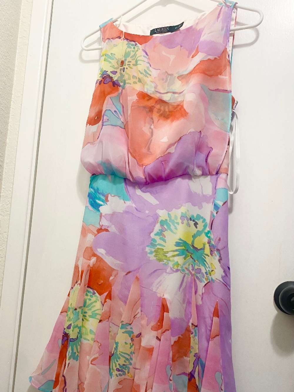 Ralph Lauren  Multicolor Floral Size 8/M Women’s Midi  Flare Sleveless Dress.